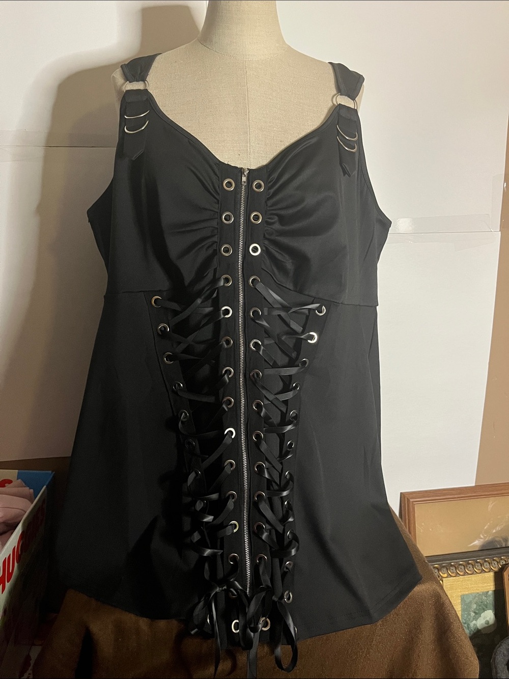 😀Tunic plus size goth shirt lacing zipper front blouse club ready